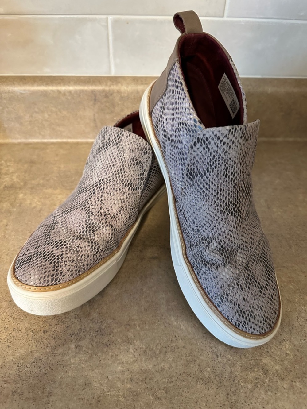 Toms Snake-Print Slip-On Sneakers in Light Gray and Off-White Women’s Size 8M